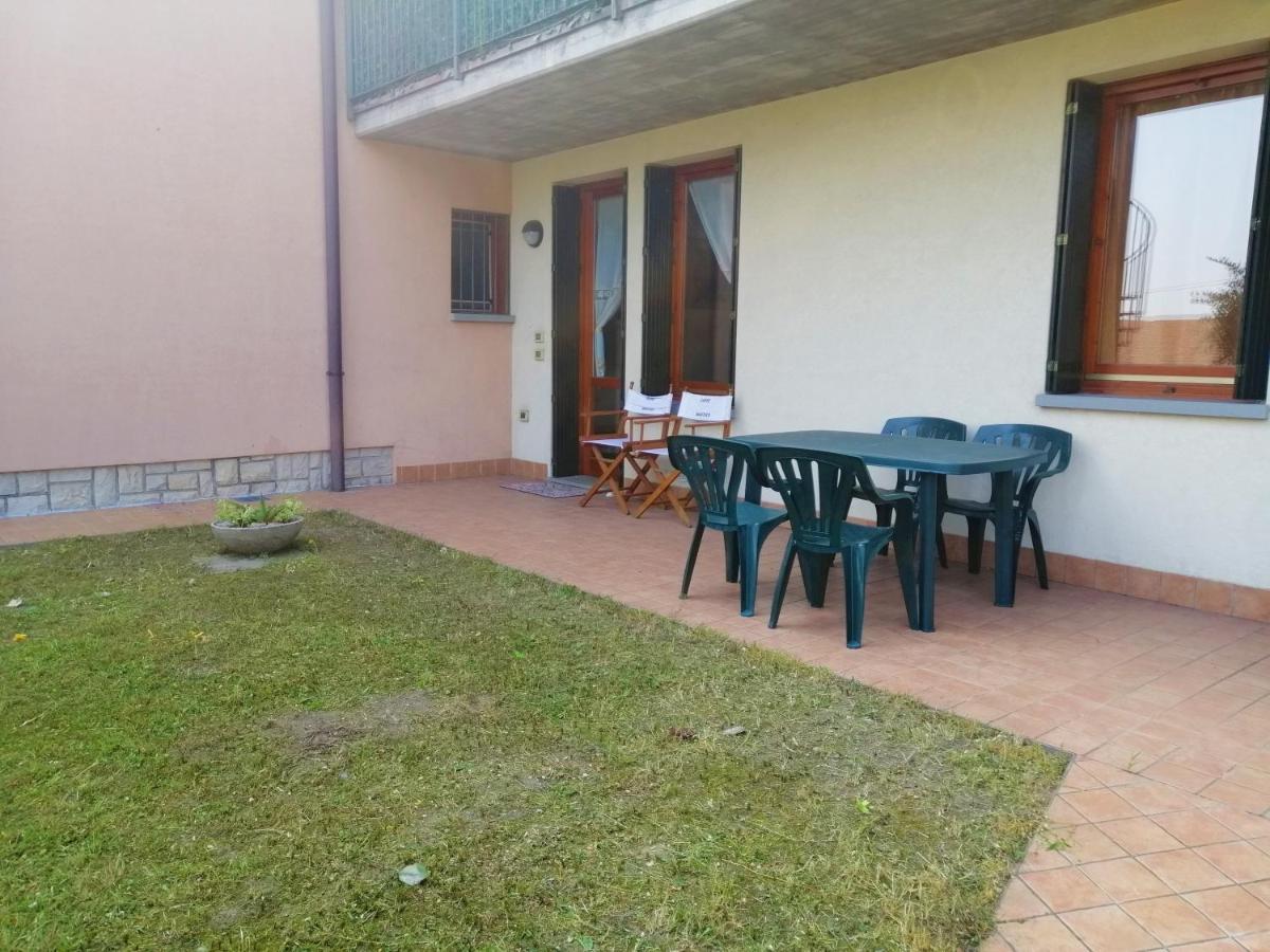 Iseolakerental - Appartamento Chiara Riva di Solto Extérieur photo
