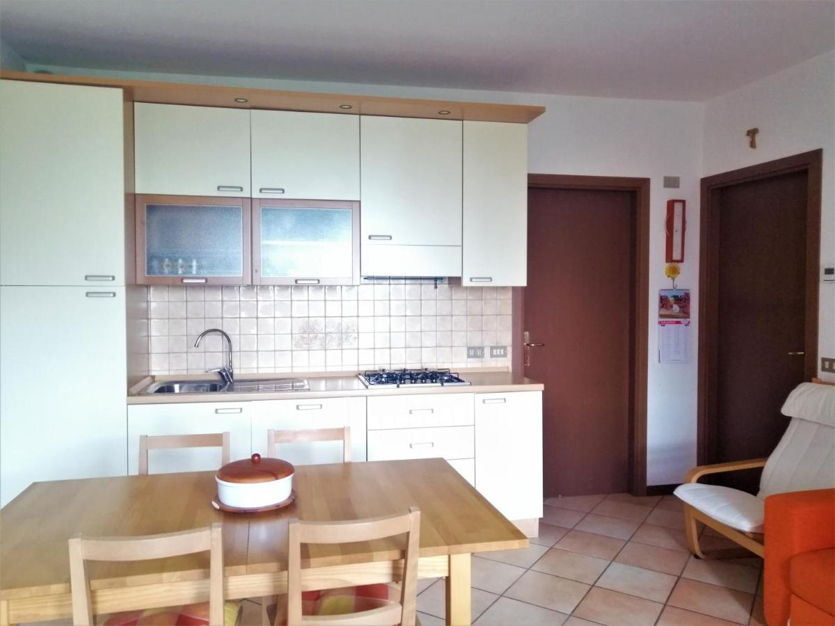 Iseolakerental - Appartamento Chiara Riva di Solto Extérieur photo
